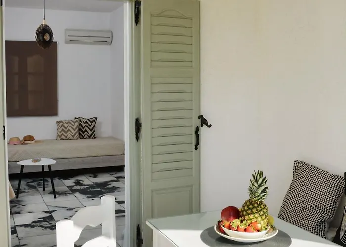 Aegean White Aparts Αγία Άννα