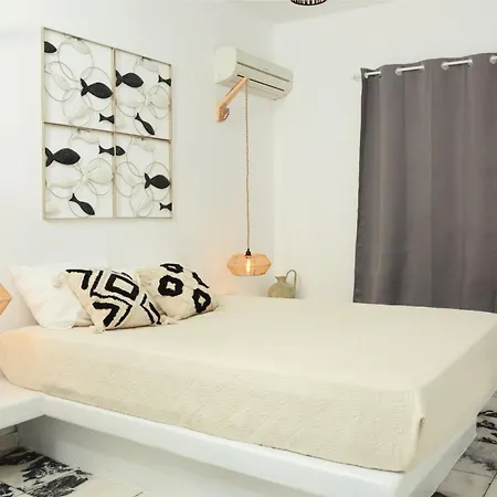 Aegean White Aparts Apartment Naxos City