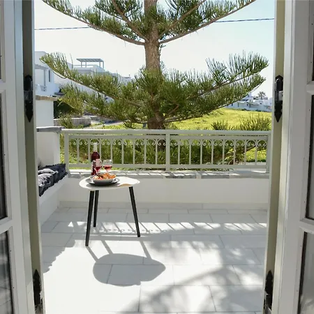 Aegean White Aparts アパート