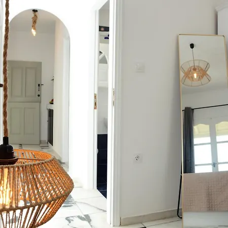 Aegean White Aparts * Agia Anna (Naxos)