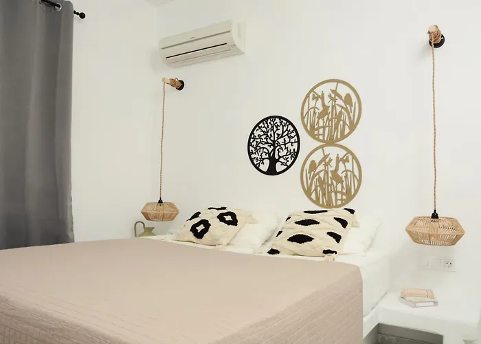 Aegean White Aparts *