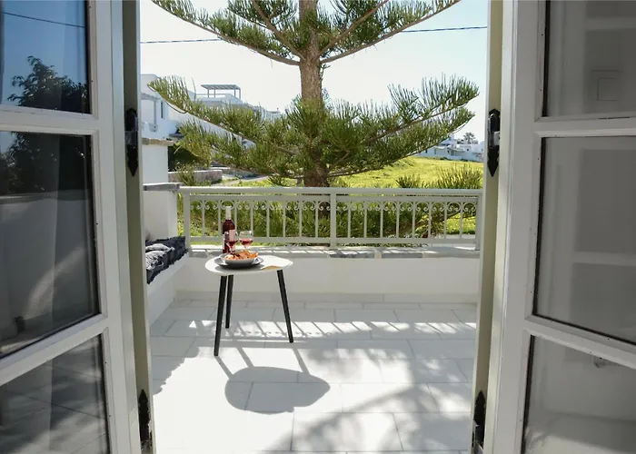 Aegean White Aparts アパート